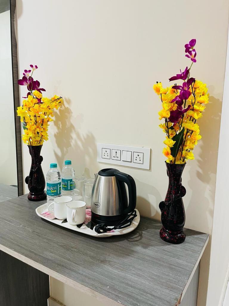 Hotel Blue Petals Shamshabad Dış mekan fotoğraf